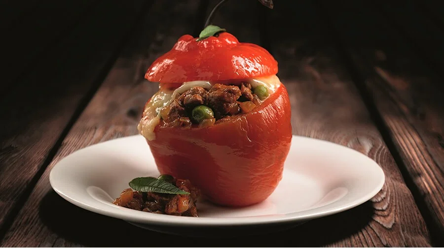 Gastronomía Picantera y el Icónico Rocoto Relleno - 1
